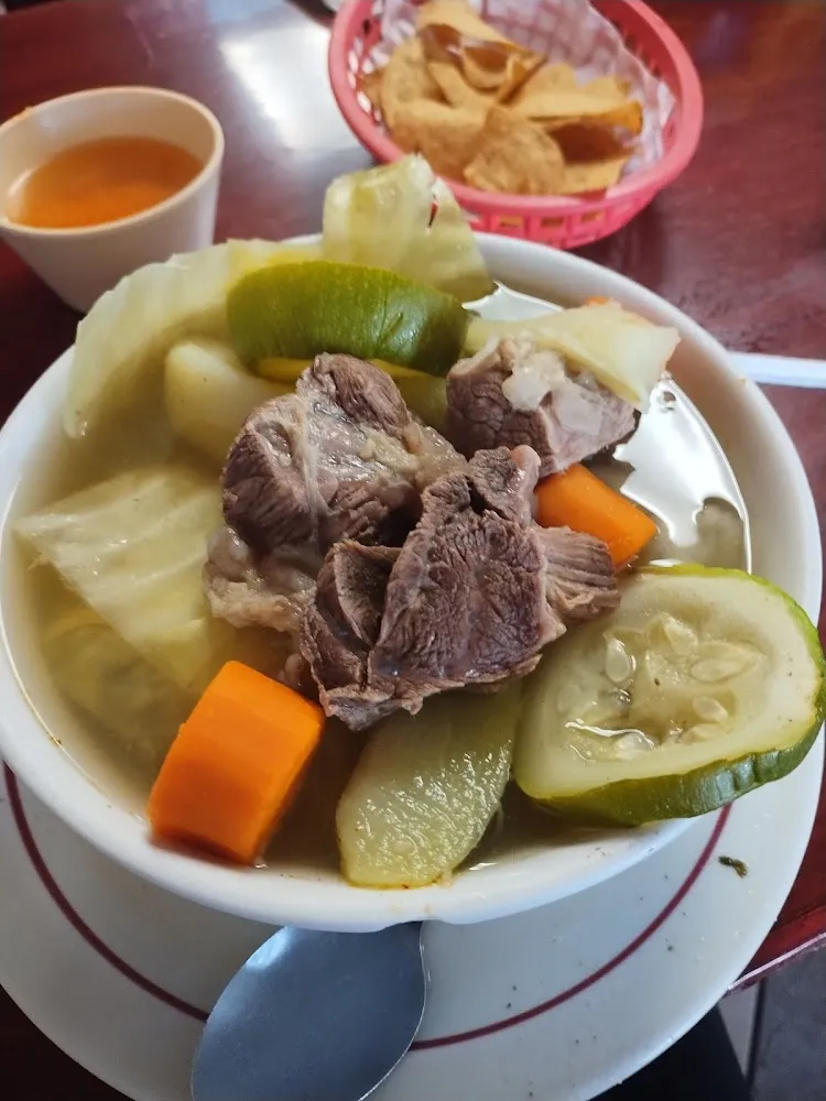 Caldo de Res